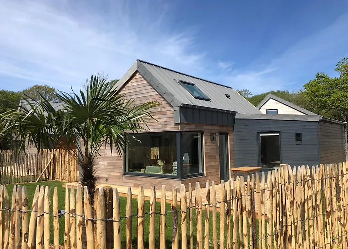 La Cabine Du Bout Du Monde Avec Mezzanine - Ile De Sein - Votre Maison De Vacances De Haut Standing - Pl03